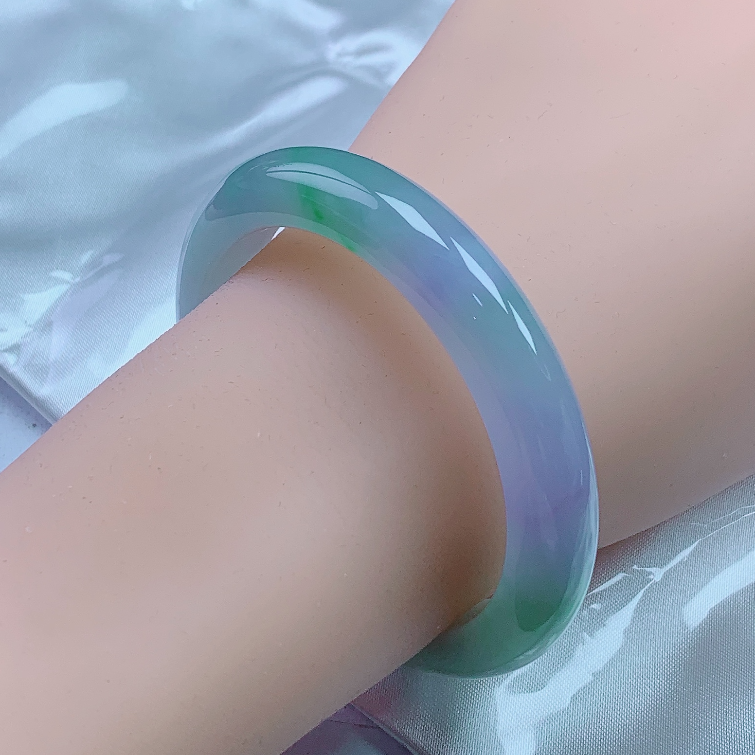 52圈小圈口冰春彩带紫带绿精致小巧冰透十足起钢缅甸天然A货翡翠