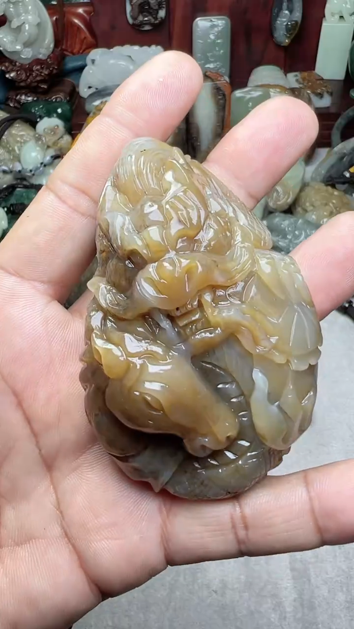 和田玉未镶嵌把件-