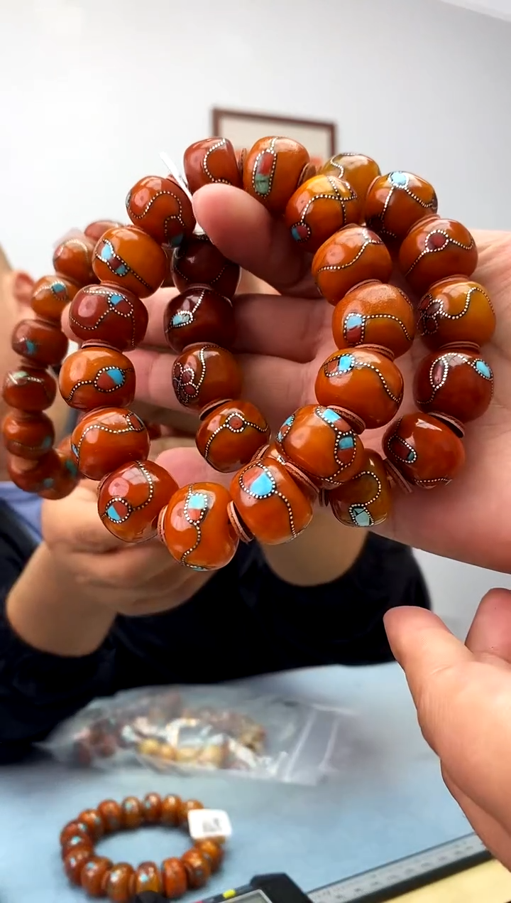 琥珀未镶嵌珠宝奇石假一罚十，多样性发一件061