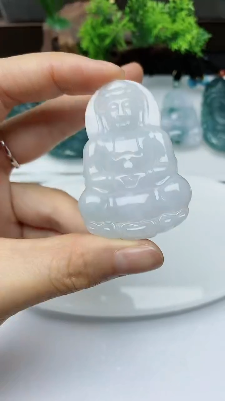 【闪购商品】翡翠颈饰未镶嵌           