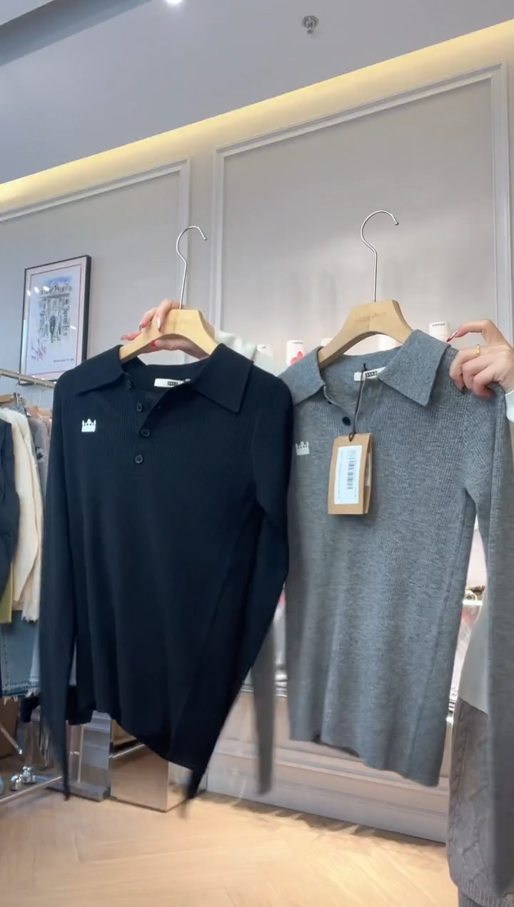 gafe 打底 备注颜色黑色或者灰色  尺码sm 原价680