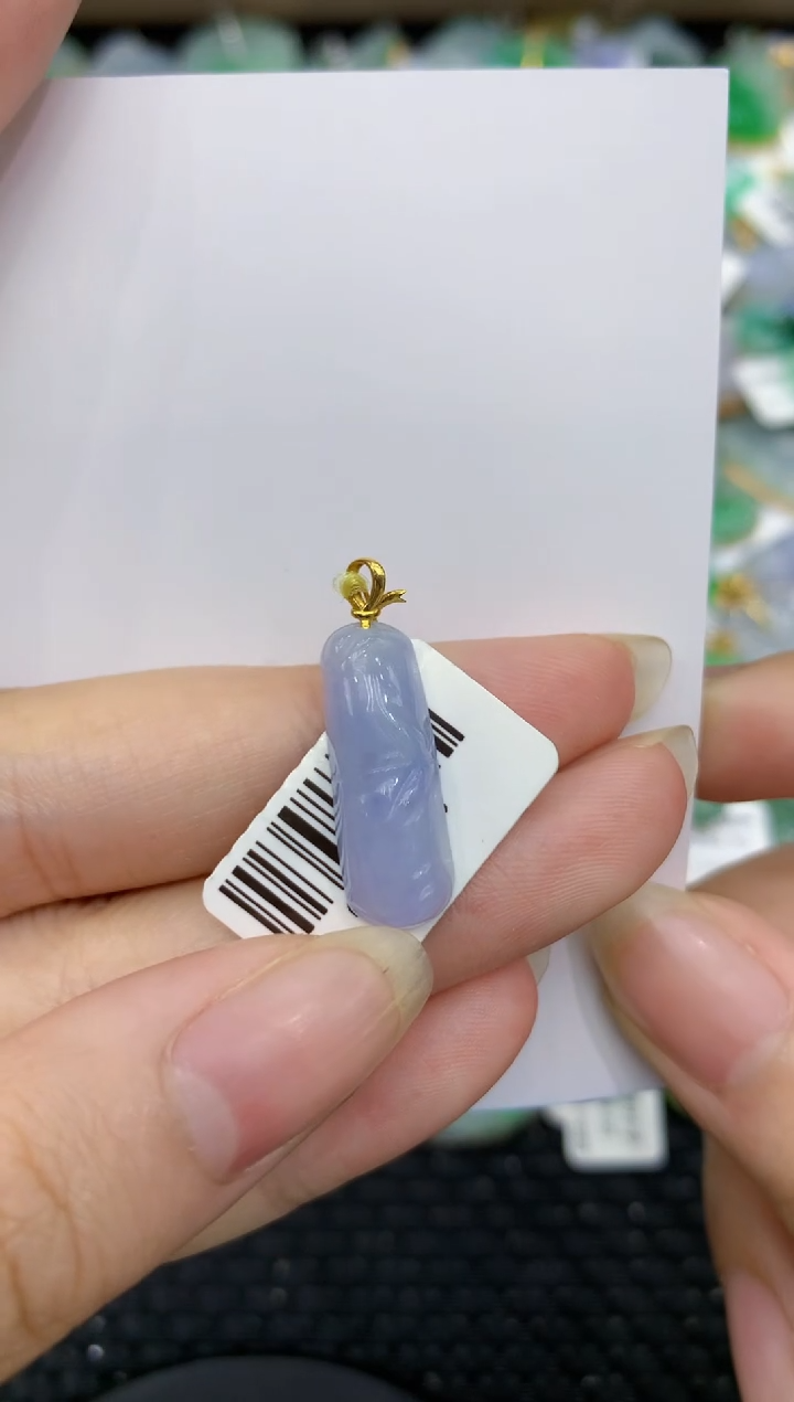 【闪购商品】翡翠颈饰18K金镶嵌8888888888