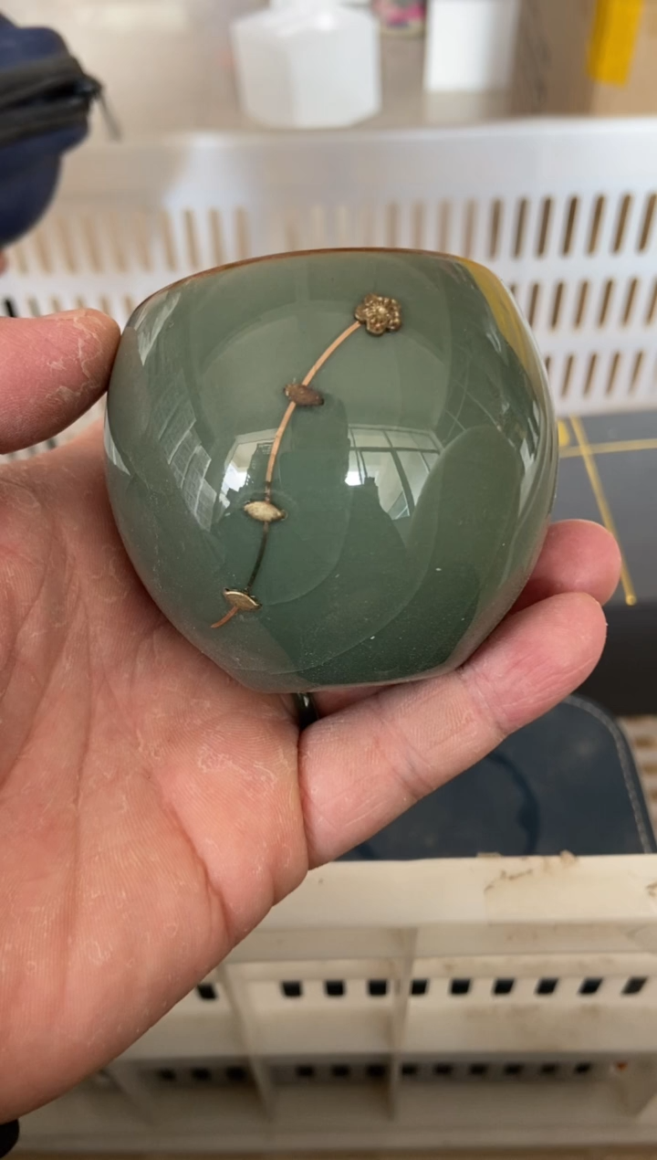 杯子瓷无运费险有瑕疵的摄影的产品有使用过的痕迹有点脏介意勿拍