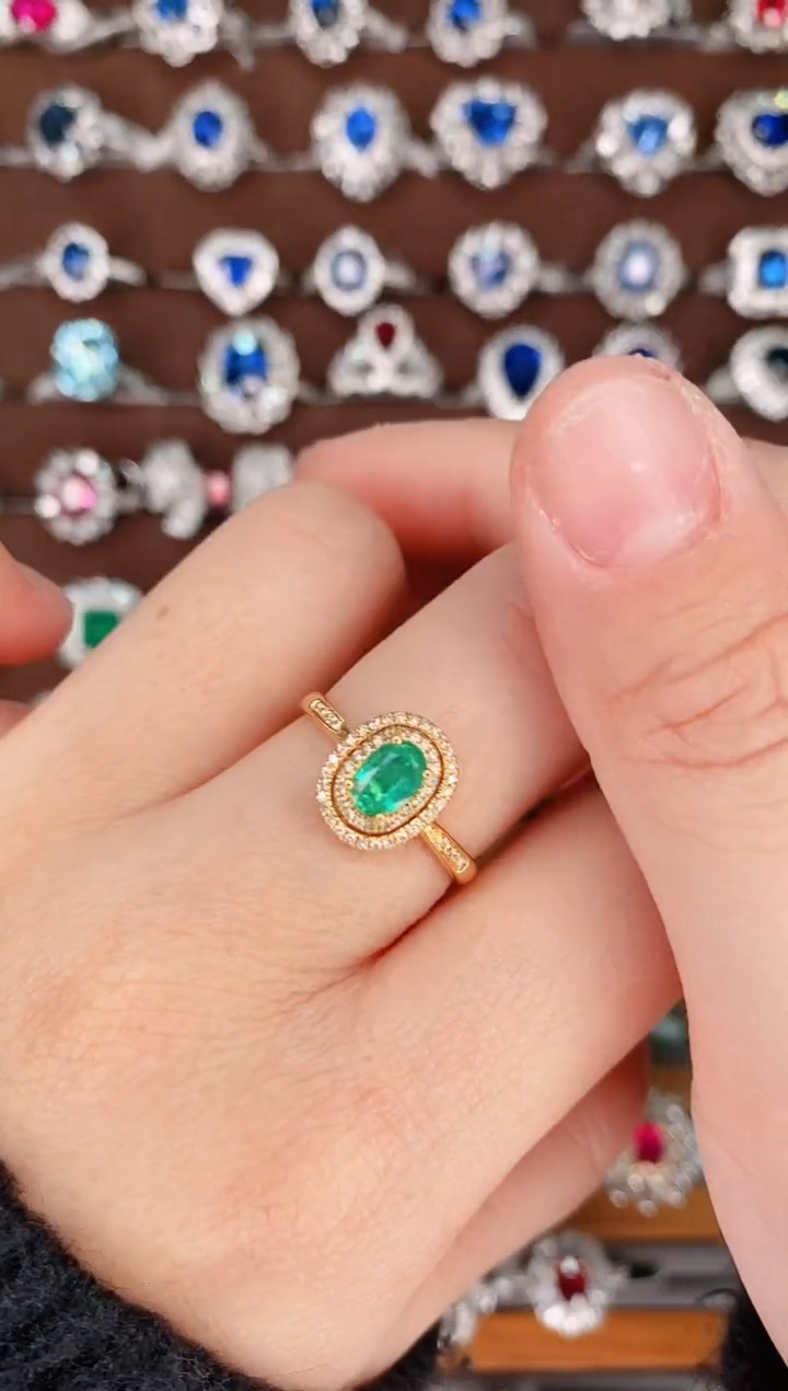 【闪购商品】祖母绿18K金戒指18K金镶嵌0.5克拉