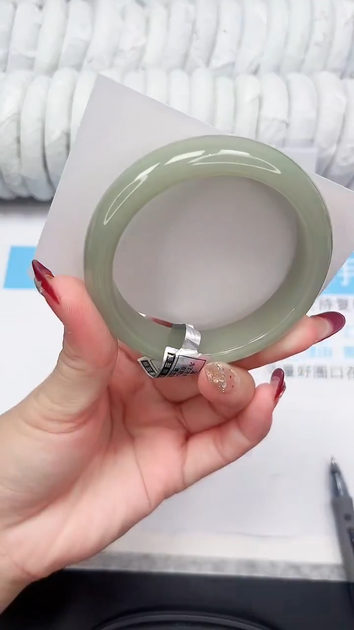 未镶嵌手镯石英质玉99-56.8DK