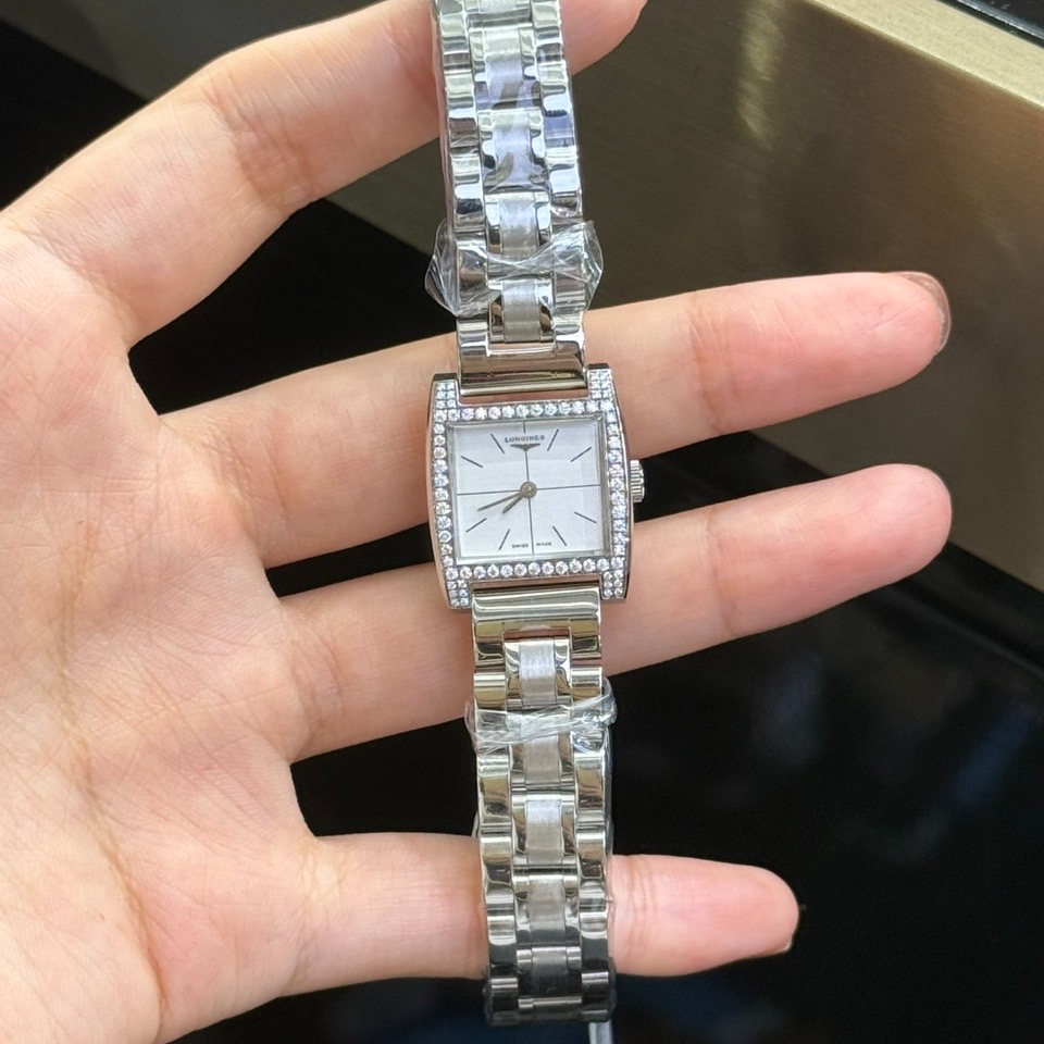 95新 Longines/浪琴 手动机械后钻20*17.5mm/公价32999/w12100