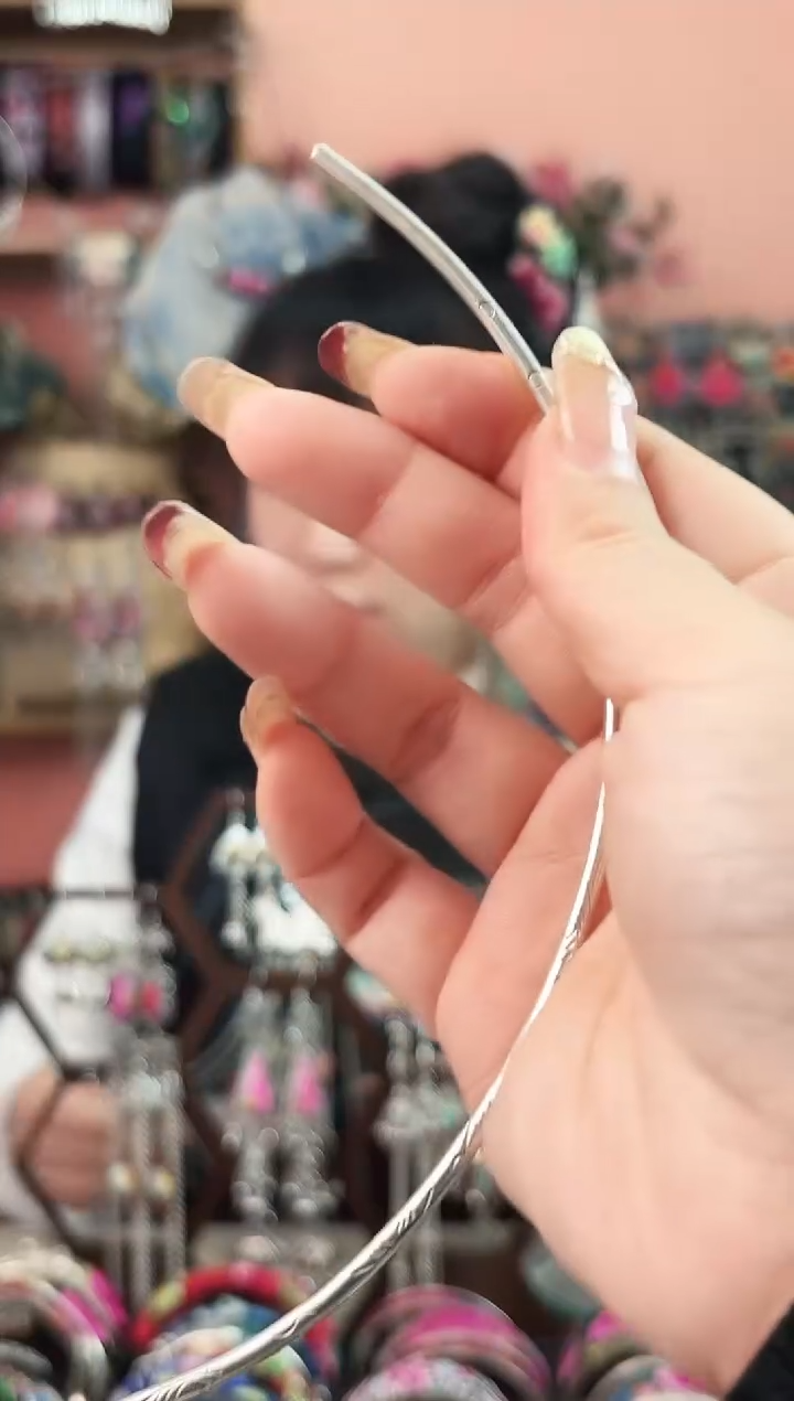 艺枝独绣手工饰品102