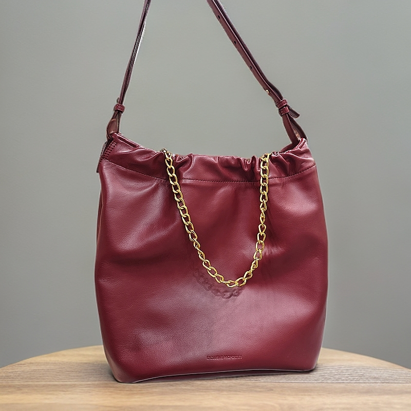 设计师款纯牛皮油蜡皮单肩包24C1312