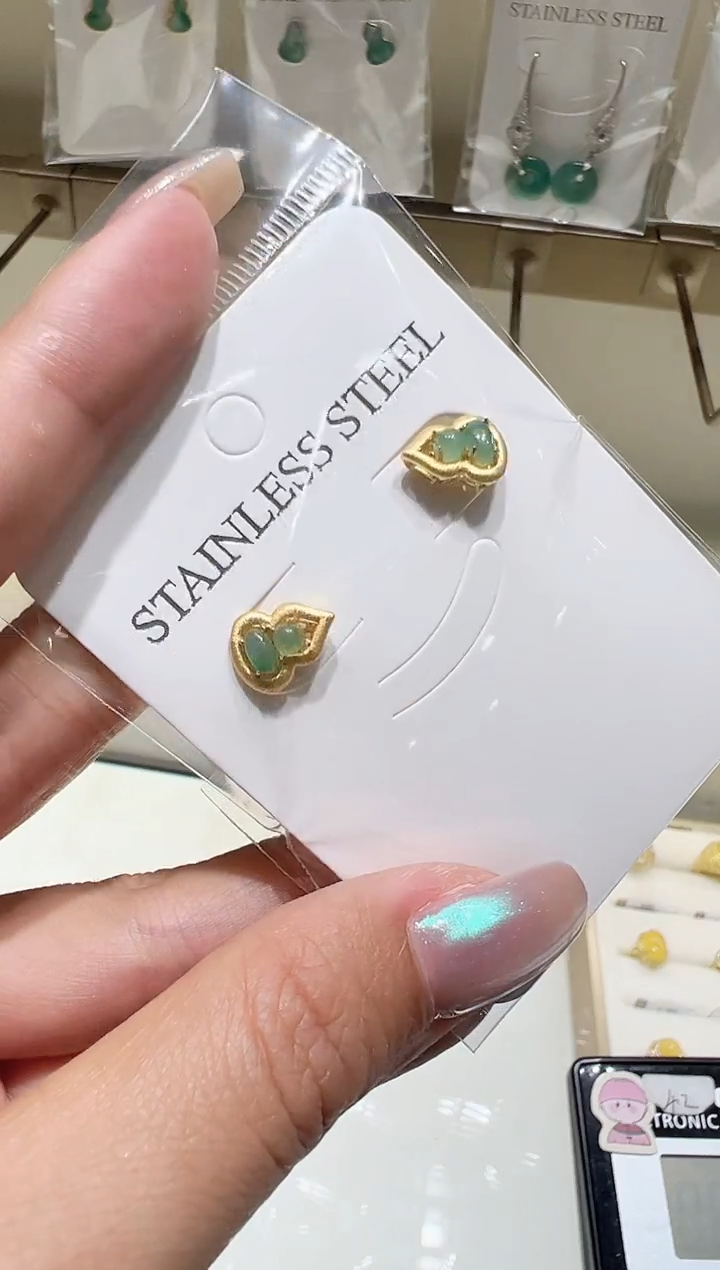 银S925镀金镶嵌石英质玉（非洲翠）耳钉@@