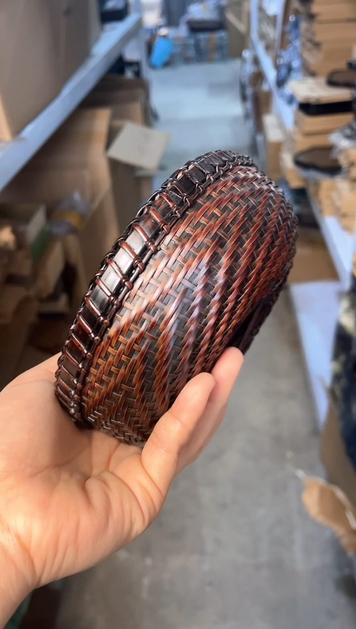 【闪购商品】圆形莲蓬建水 15cm 1111