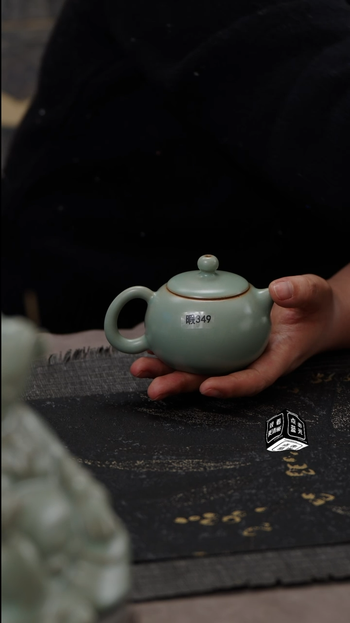 【闪购商品】杯国非遗大师王君子章款小西施壶瑕