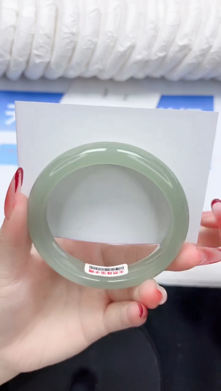 石英质玉手镯未镶嵌85-58