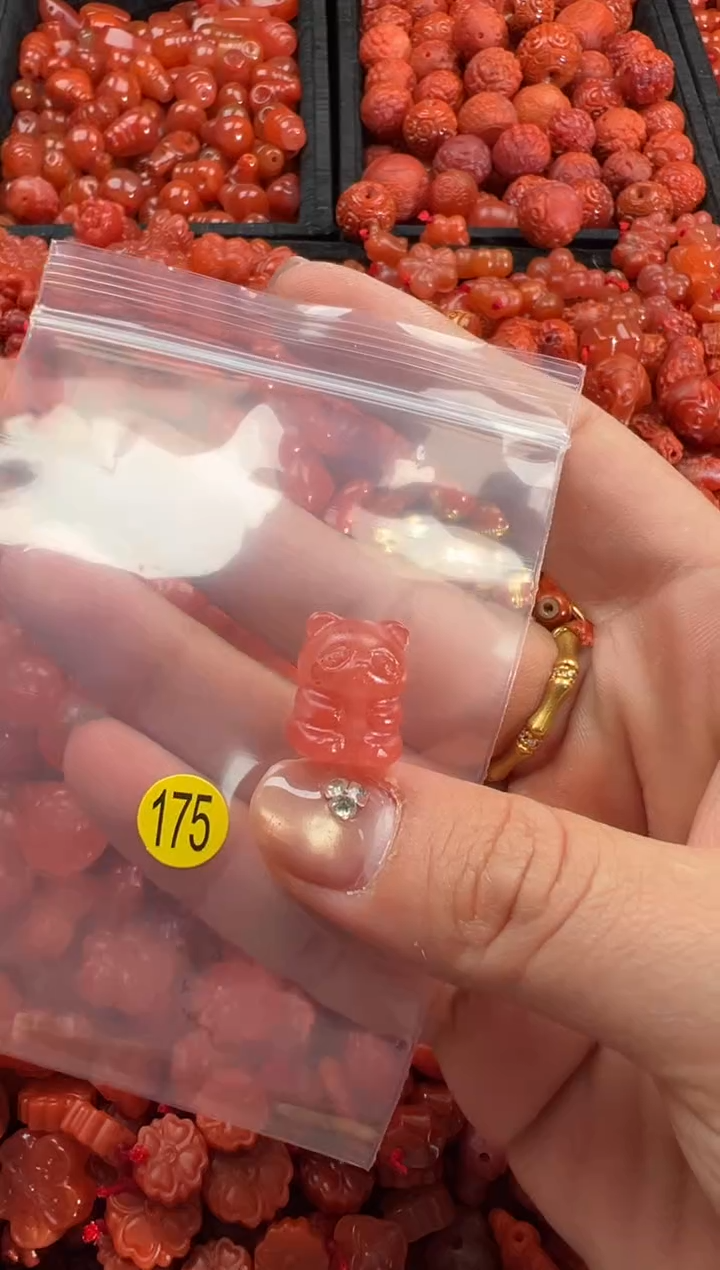 【闪购商品】南红玛瑙颈饰未镶嵌2