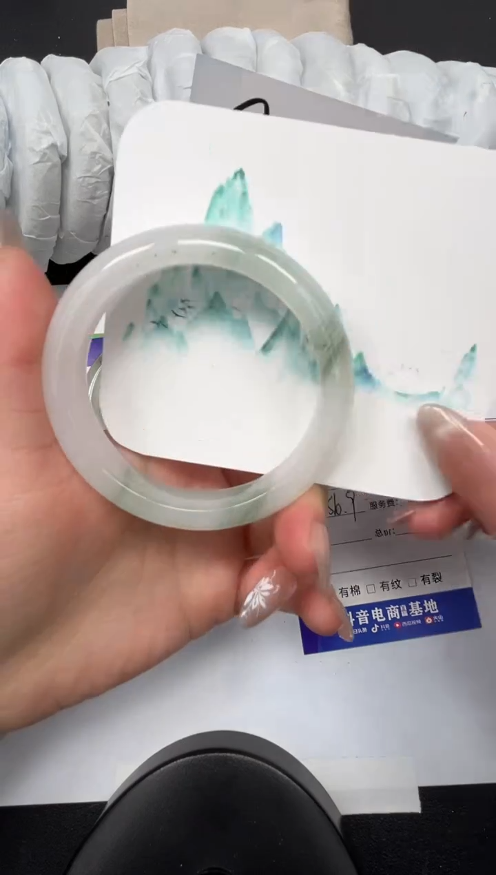 【闪购商品】石英质玉手镯未镶嵌50-56.9