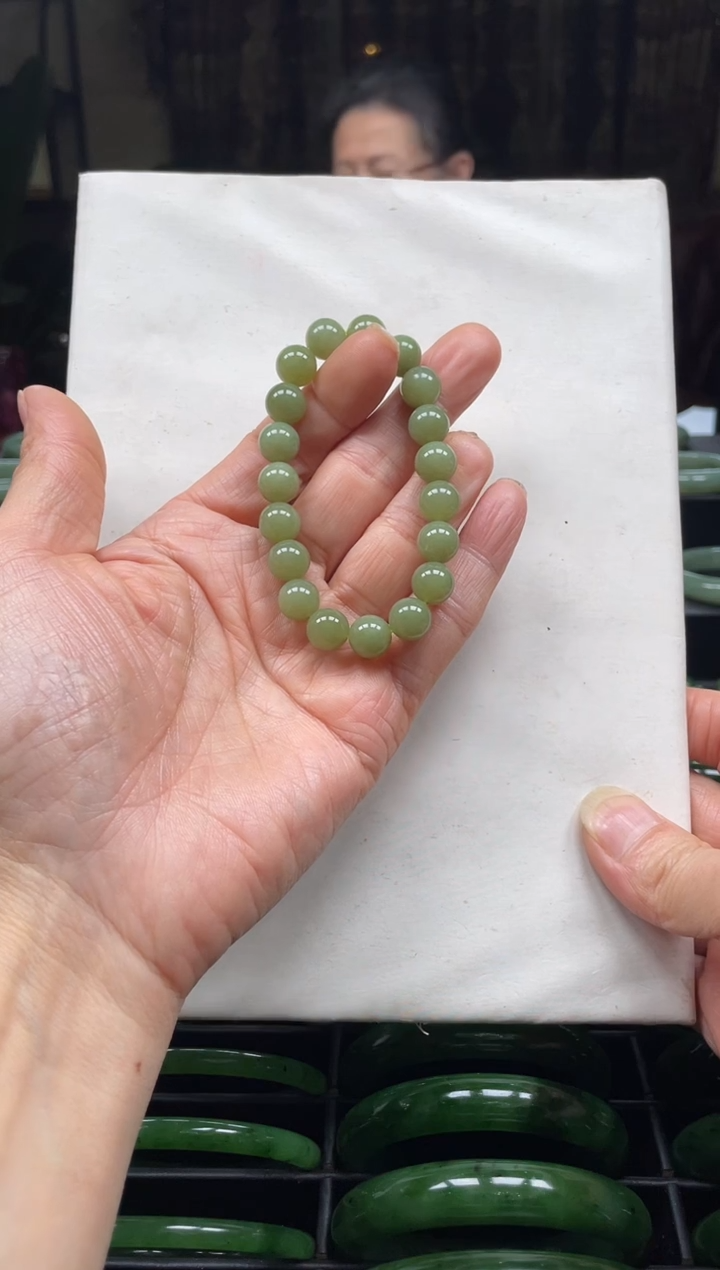 未镶嵌手串和田玉赤****5和田玉黄口手串（多样性发一)