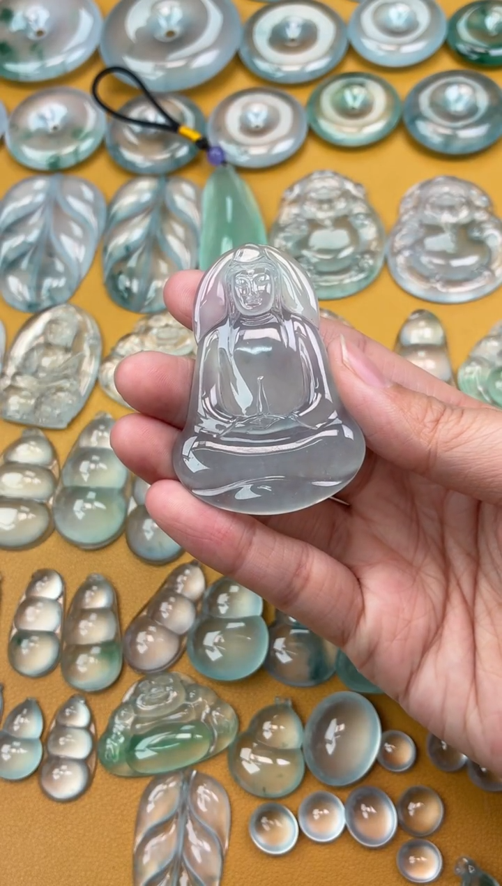 吊坠(不含链)未镶嵌翡翠53 素衣 54.5 37.9 4.3