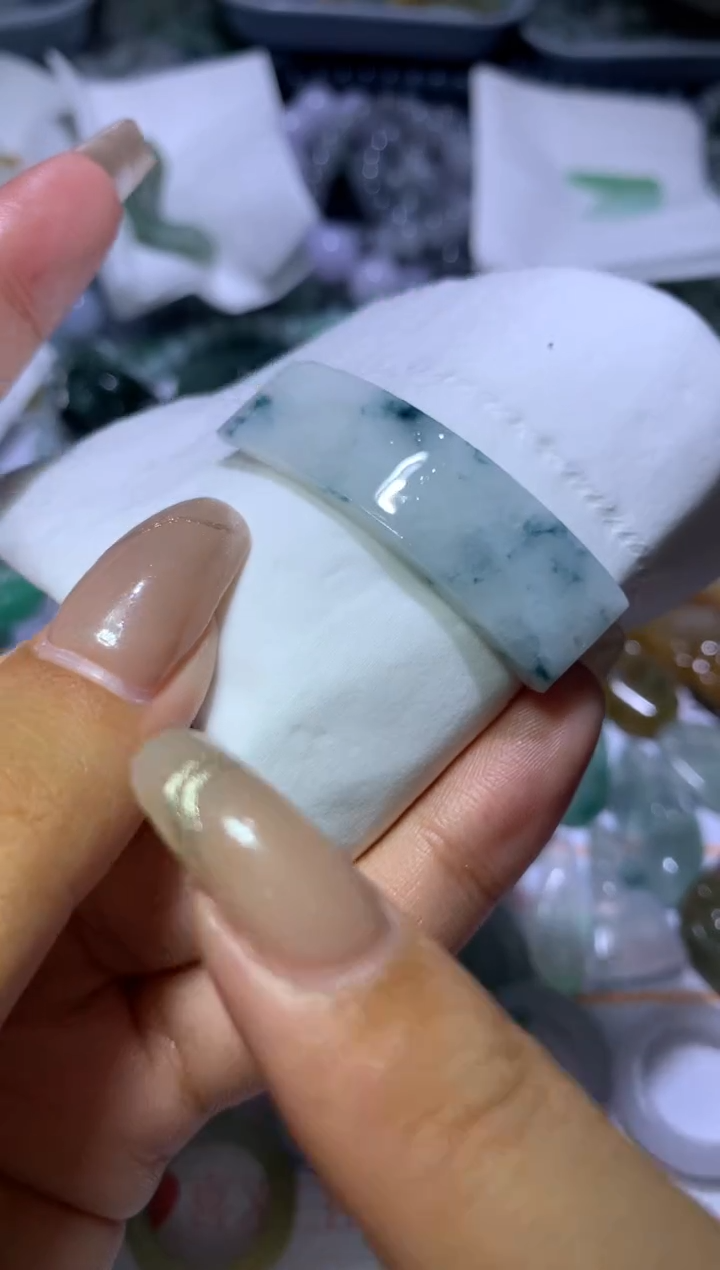 【闪购商品】定制翡翠未镶嵌MJX054751