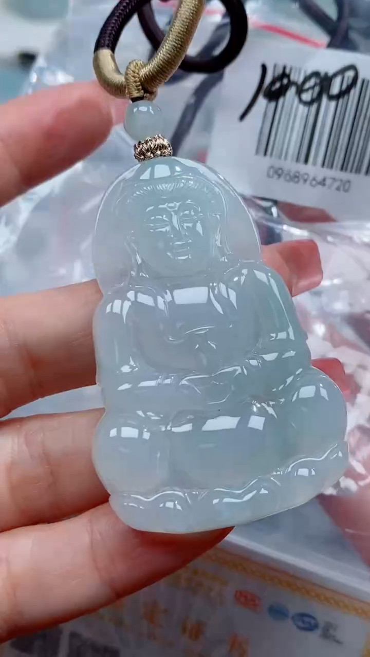 翡翠未镶嵌颈饰吊坠