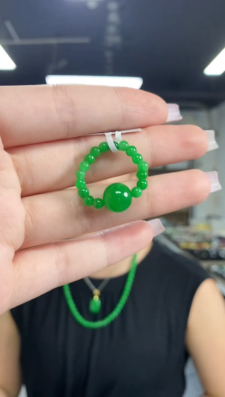 翡翠戒指未镶嵌闪购链接  多样性发其一颜色微差