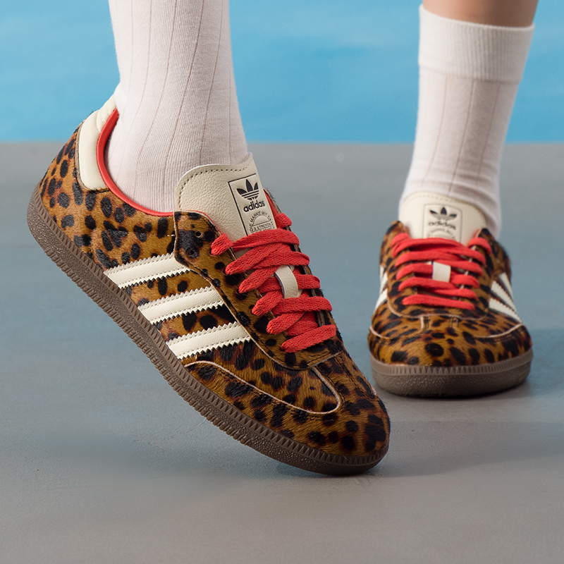 adidas阿迪达斯男鞋女鞋2025冬季新款豹纹运动鞋德训鞋复古T头鞋