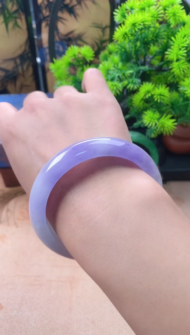 翡翠手镯一物一拍