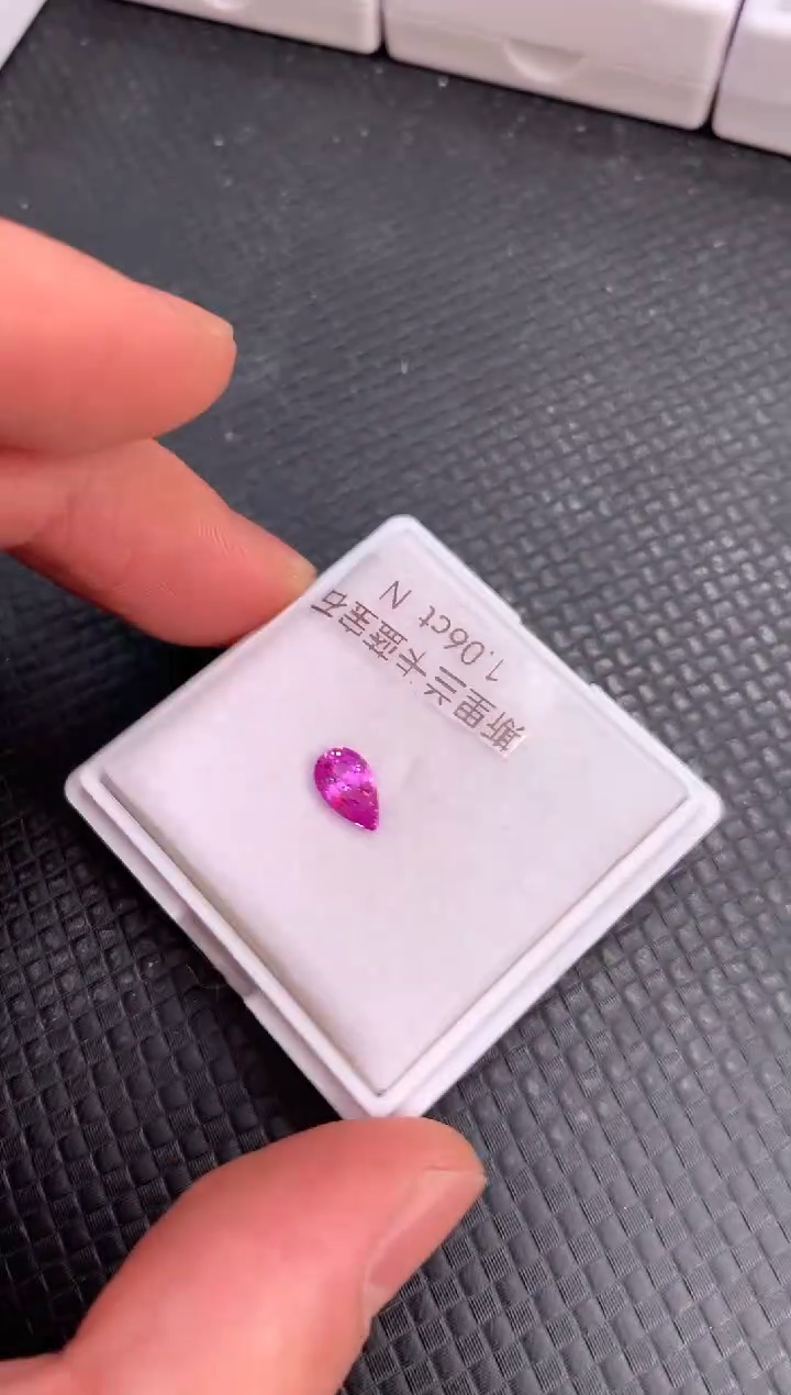 【闪购商品】蓝宝石裸石未镶嵌天然无烧粉色兰宝石