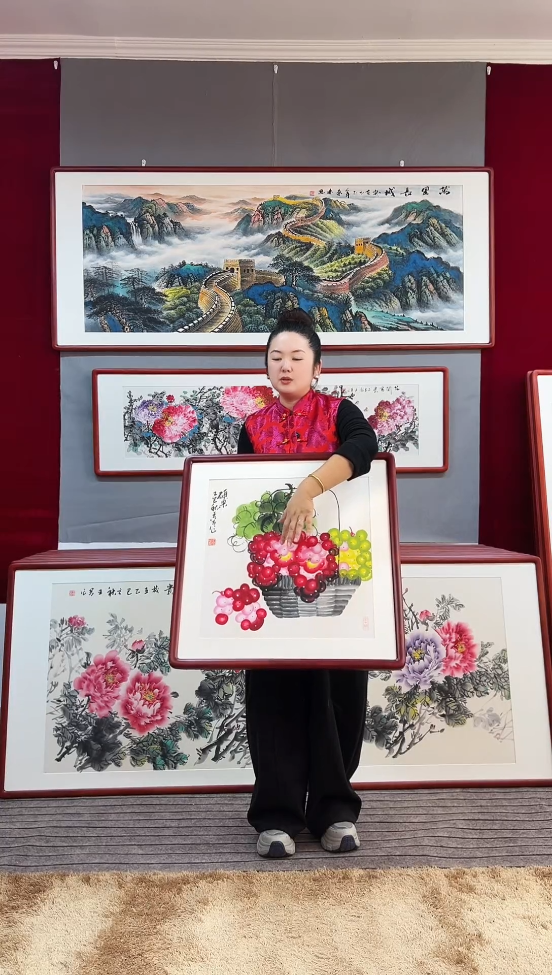 国画手绘斗方葡萄63*63厘米