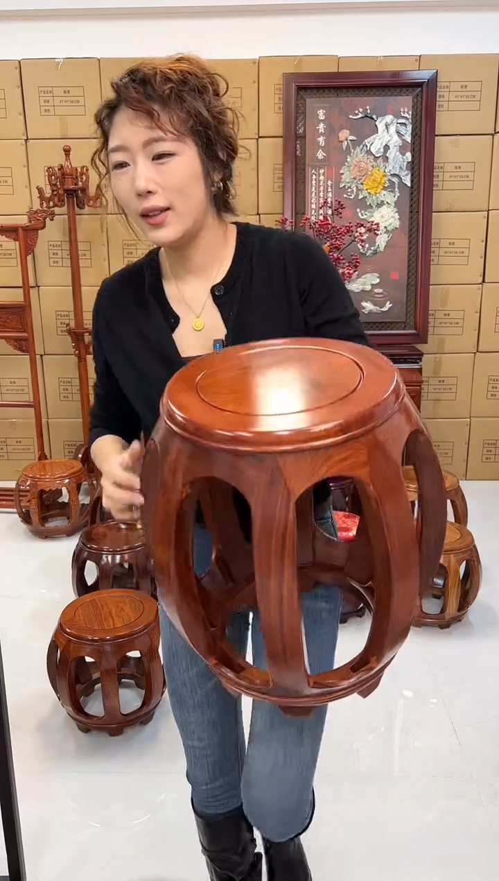 花梨木类家具3张大号花梨木鼓凳（花梨色）加3张坐垫