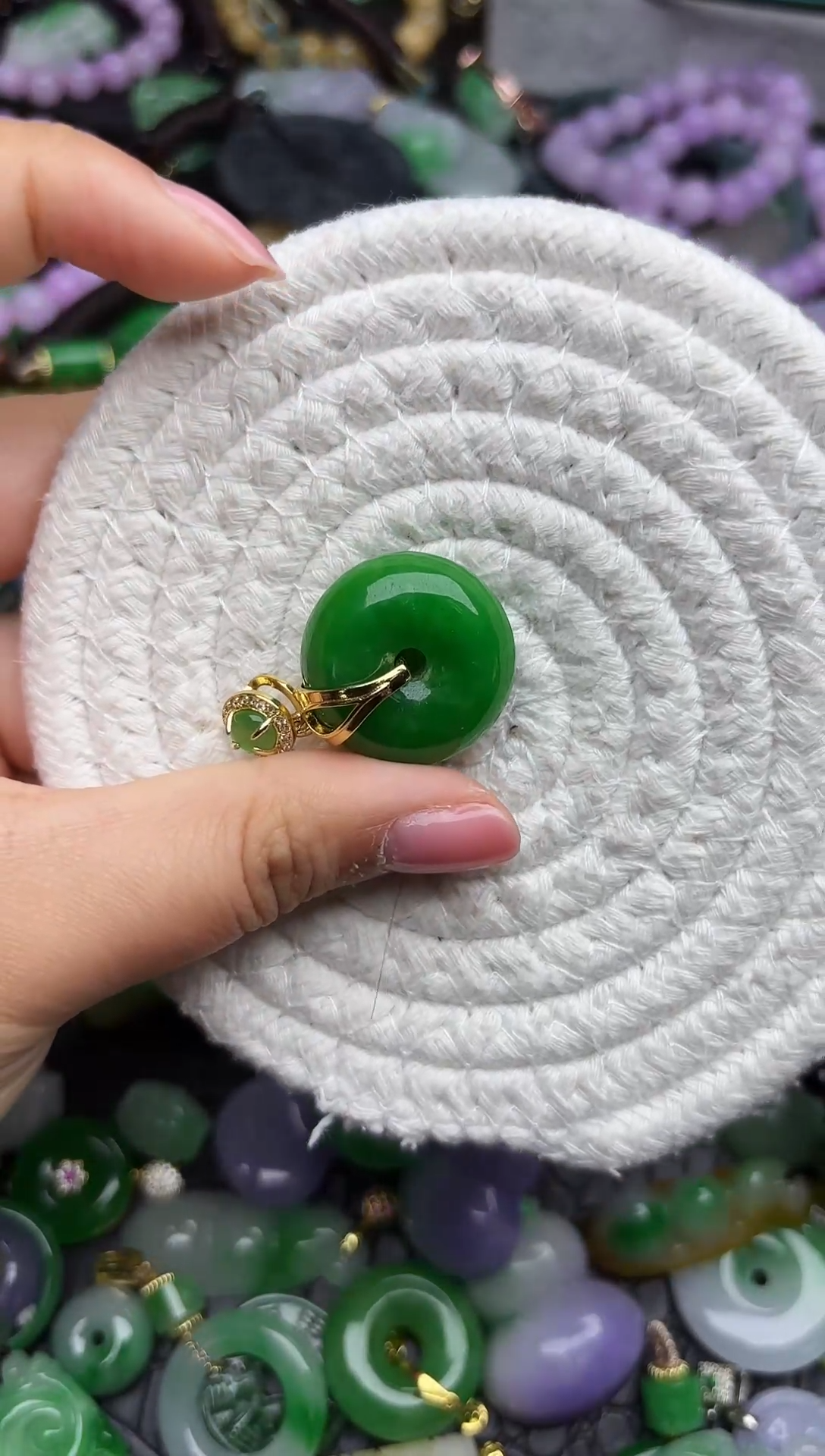 颈饰未镶嵌翡翠缅甸翡翠吊坠