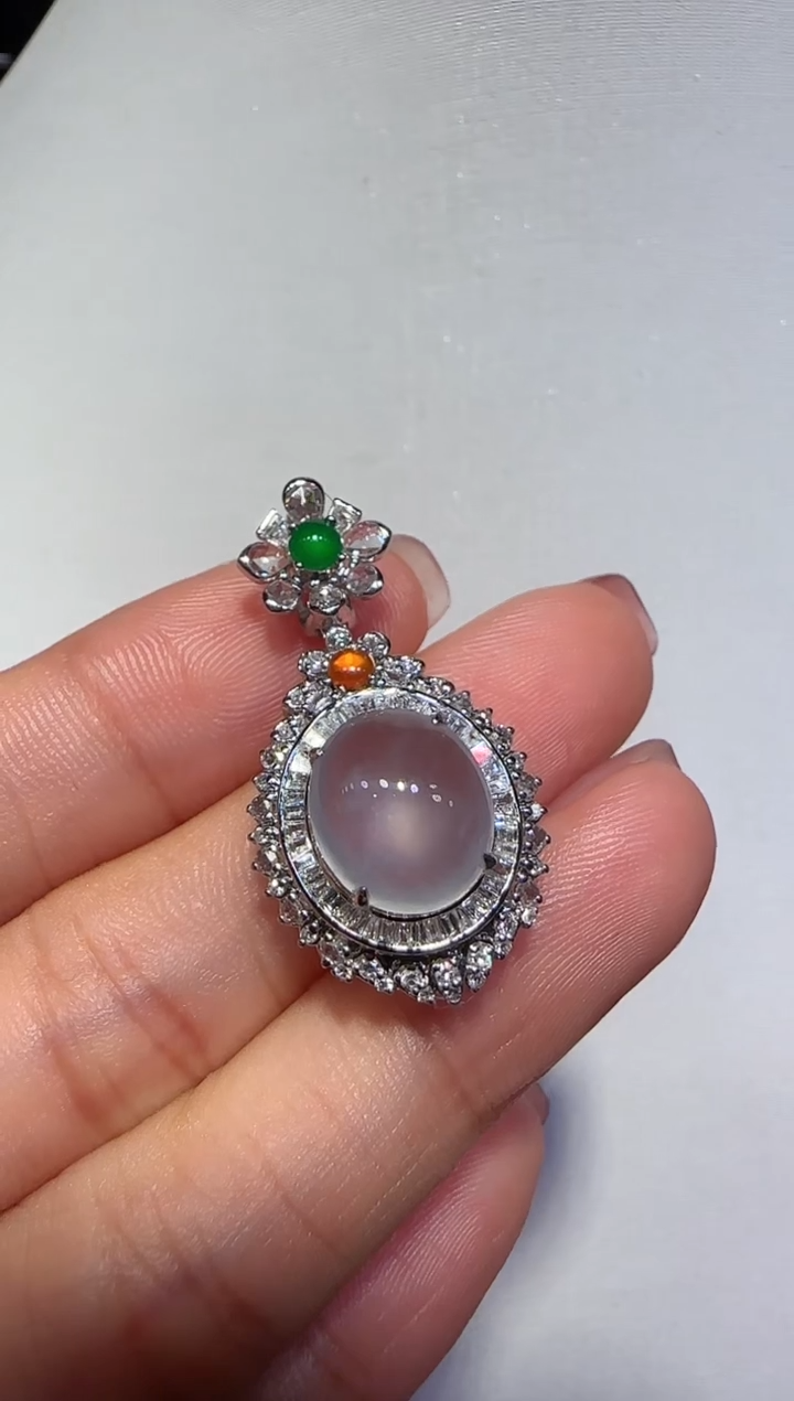 【闪购商品】翡翠吊坠(不含链)18K金镶嵌高冰玻璃种白冰蛋面吊坠