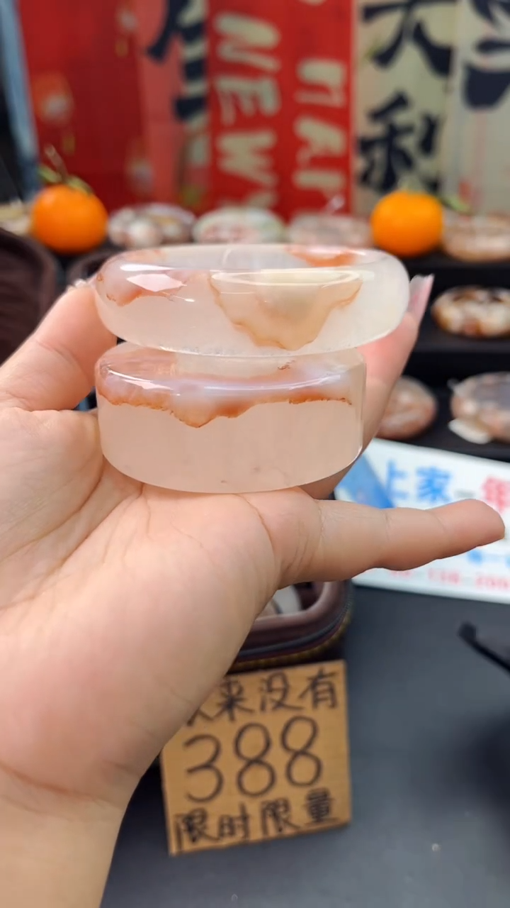 【闪购商品】石英质玉手镯未镶嵌赠送镯心（圈口）62