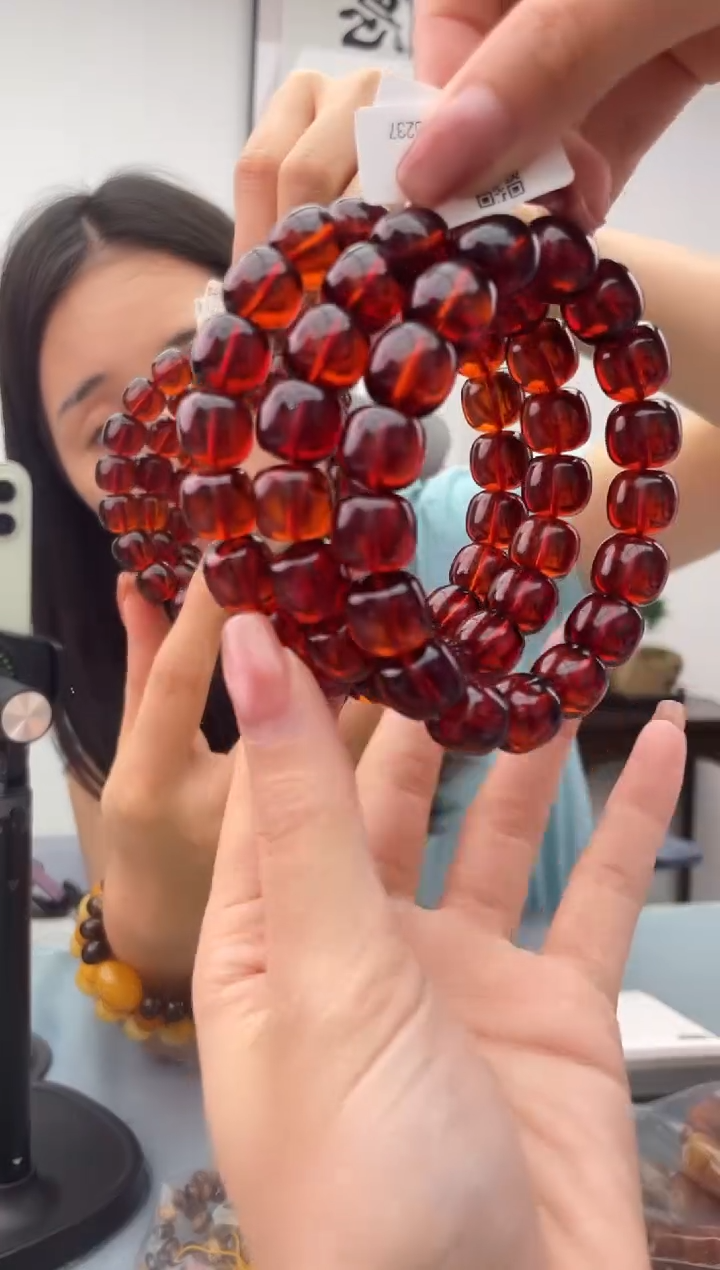 未镶嵌蜜蜡珠宝奇石022 13微瑕假一罚十多样性发其一