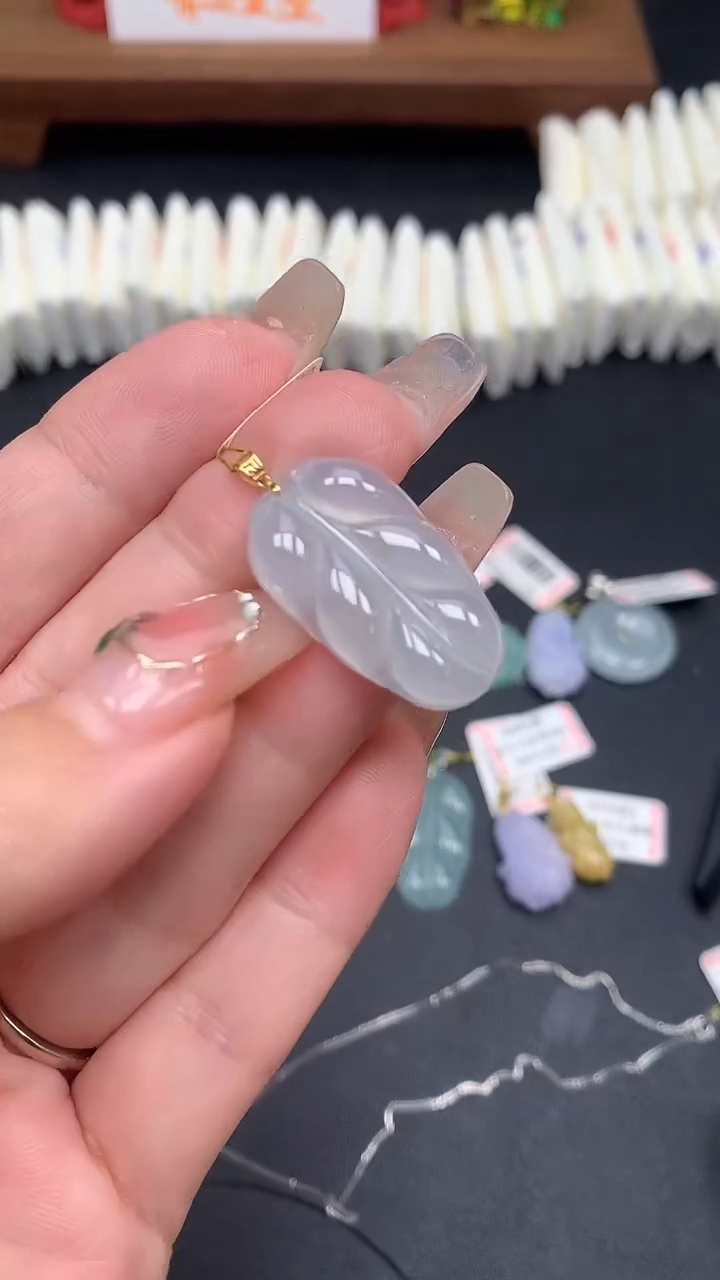 【闪购商品】翡翠吊坠(不含链)18K金镶嵌MS154517