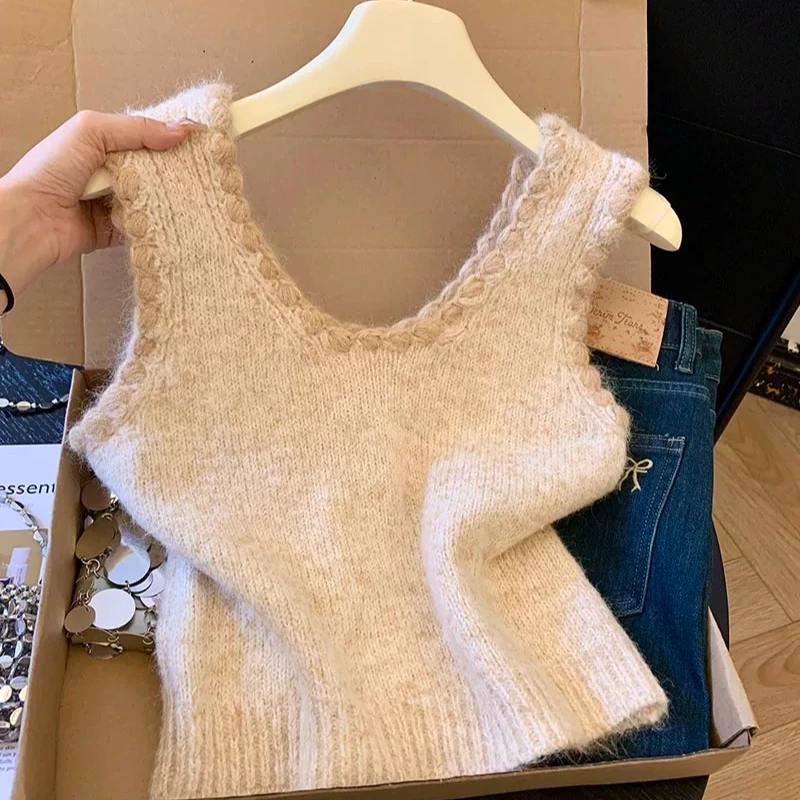 温柔风毛绒针织背心短款毛衣女秋冬款韩系氛围感穿搭叠穿马甲上衣