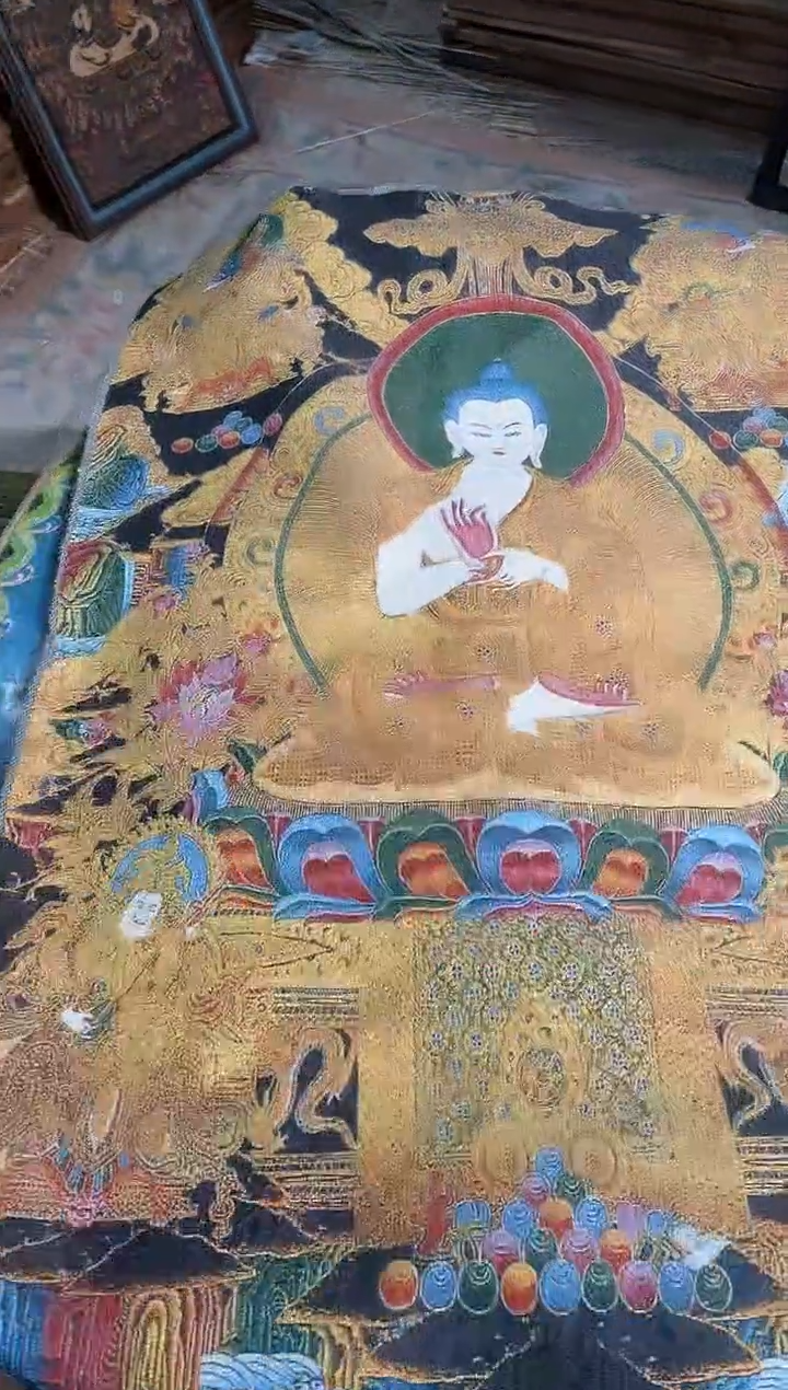 刺绣路路的唐卡tk160