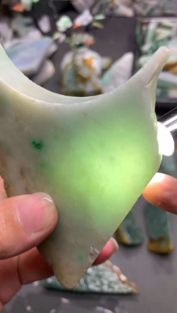 【闪购商品】翡翠颈饰未镶嵌天然缅甸翡翠A货