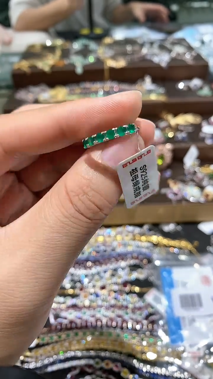 【闪购商品】祖母绿戒指银S925镶嵌戒指