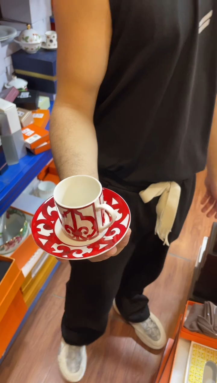 杯鸿辉家品牌瓷器，京东包邮！