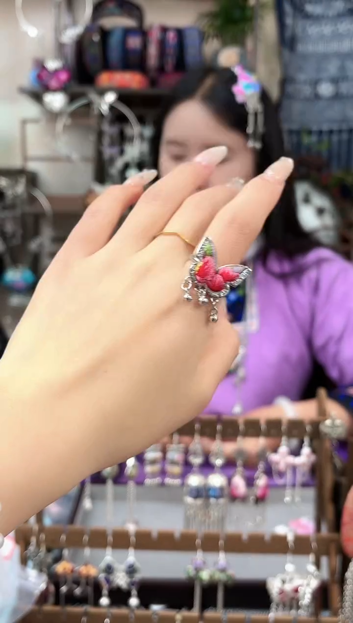 织绣民族风非遗老绣苗银饰品132