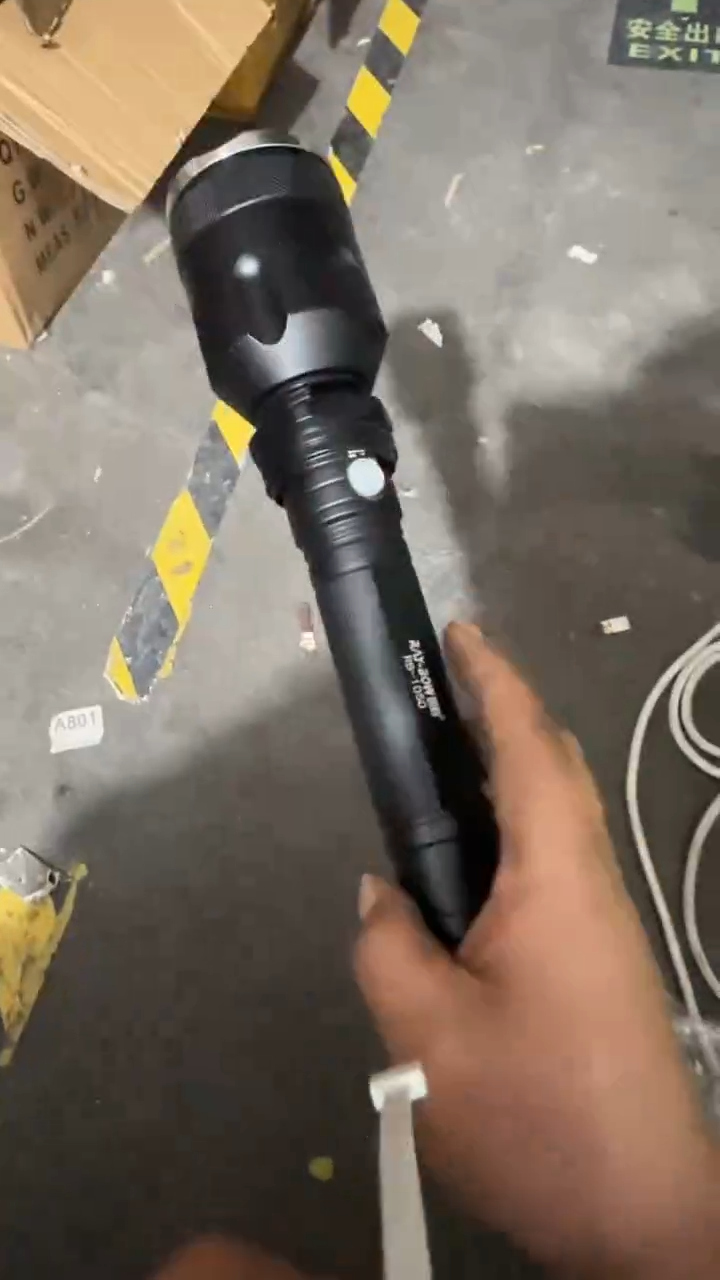 A914坏手电1只孤品
