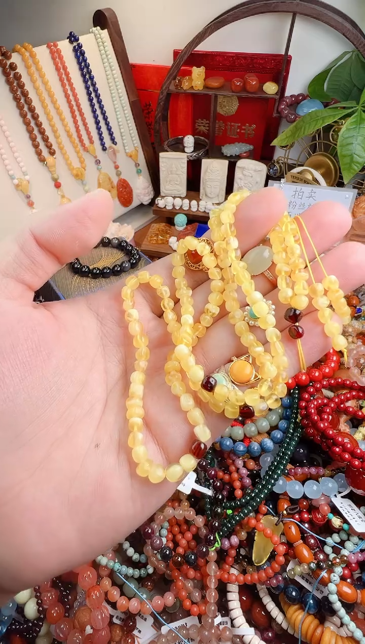 手链琥珀未镶嵌好****猫一物一件）000909