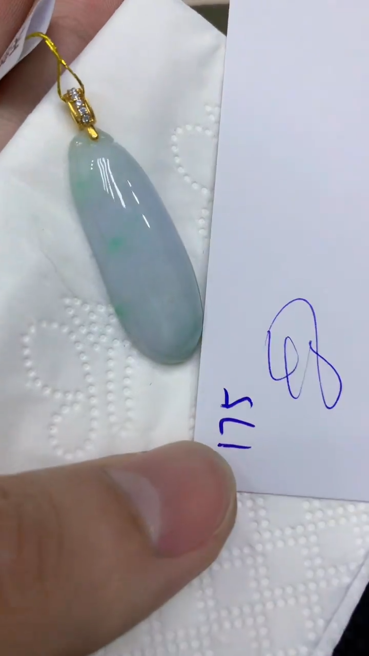 颈饰未镶嵌翡翠缅甸A货翡翠