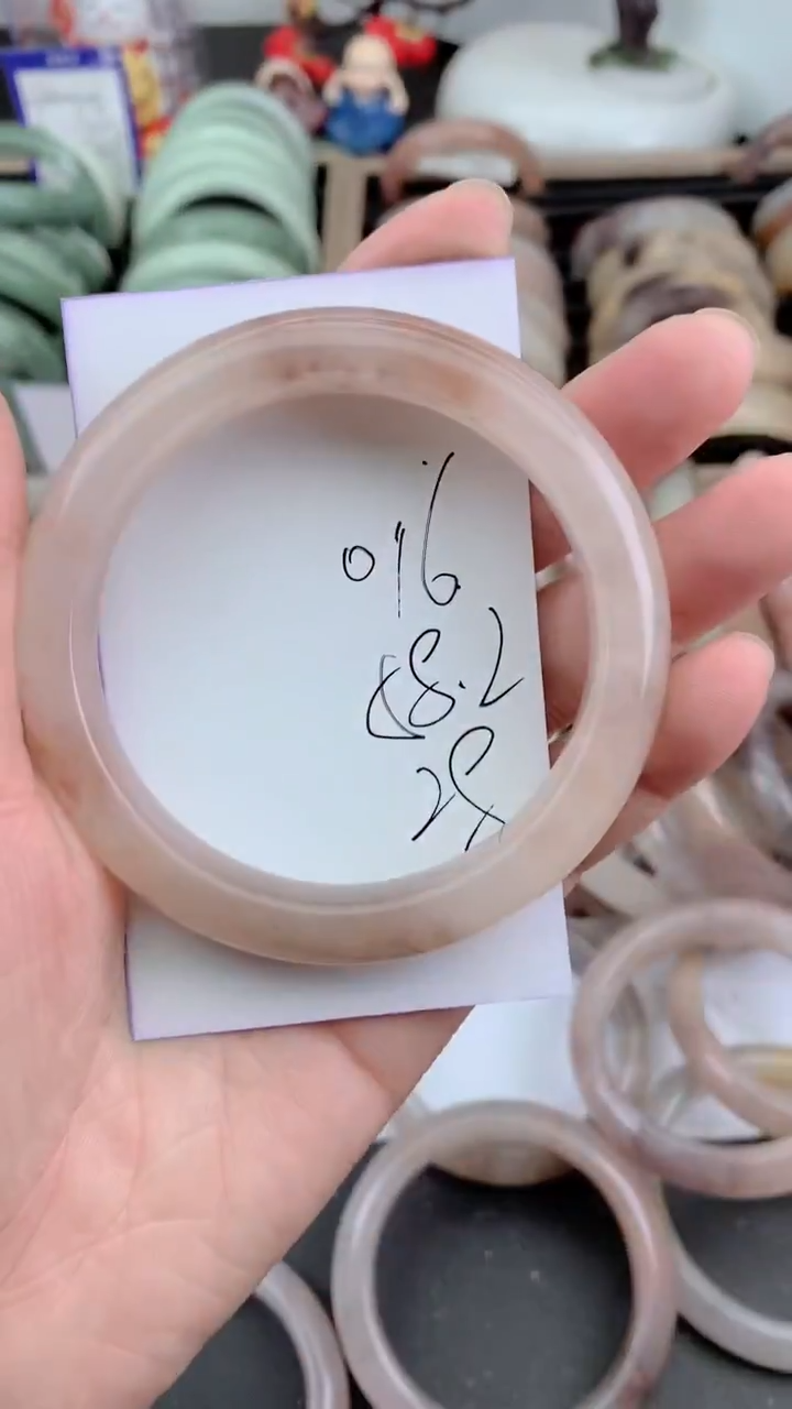 未镶嵌手镯石英质玉016