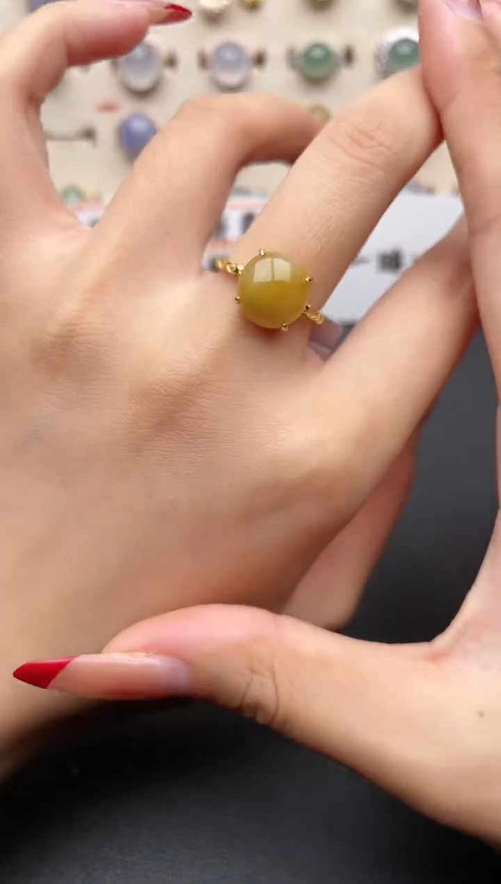 【闪购商品】翡翠戒指银S925镶嵌一物一证一礼盒