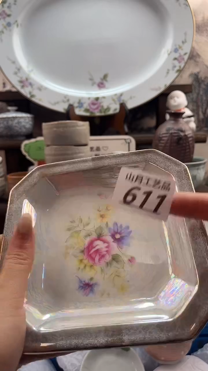 瓷片姜**阿611          