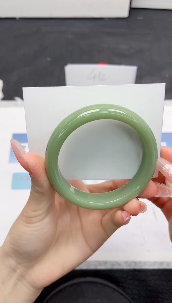 【闪购商品】石英质玉手镯未镶嵌214-56.5