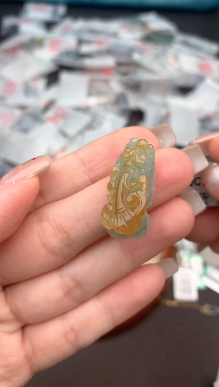 未镶嵌挂件翡翠一