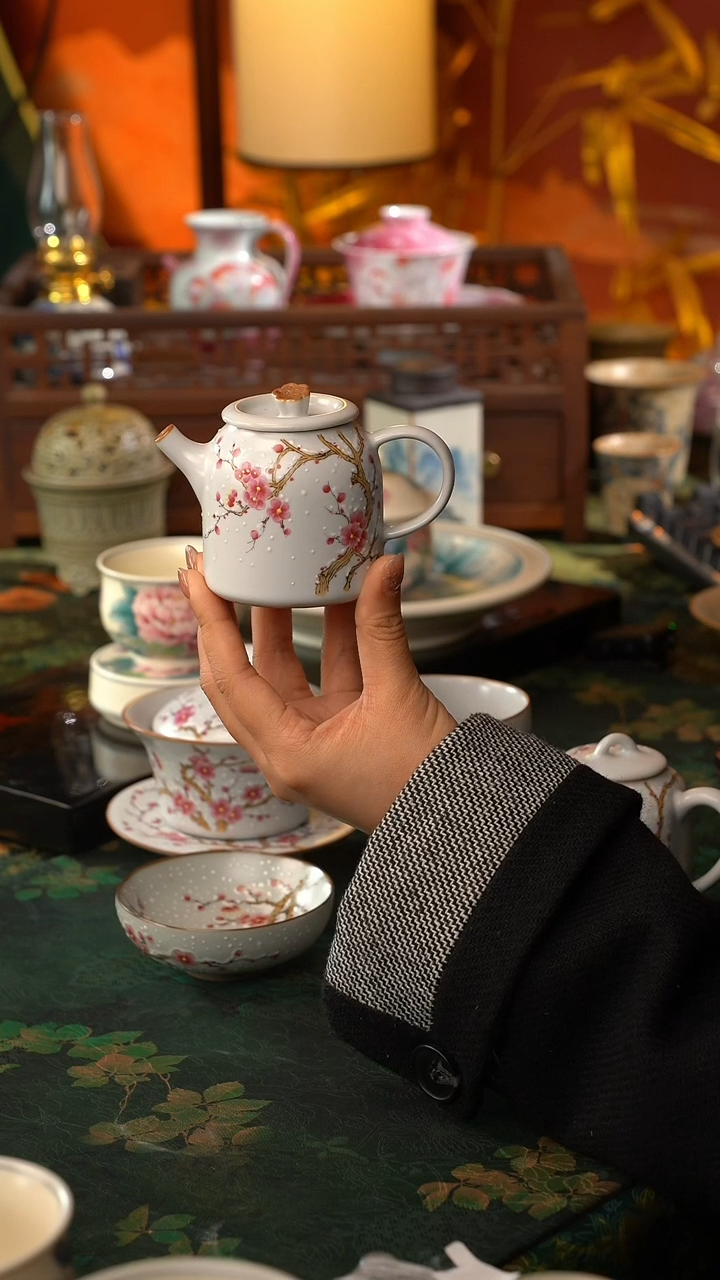 【闪购商品】初六好物分享@@梅花小壶