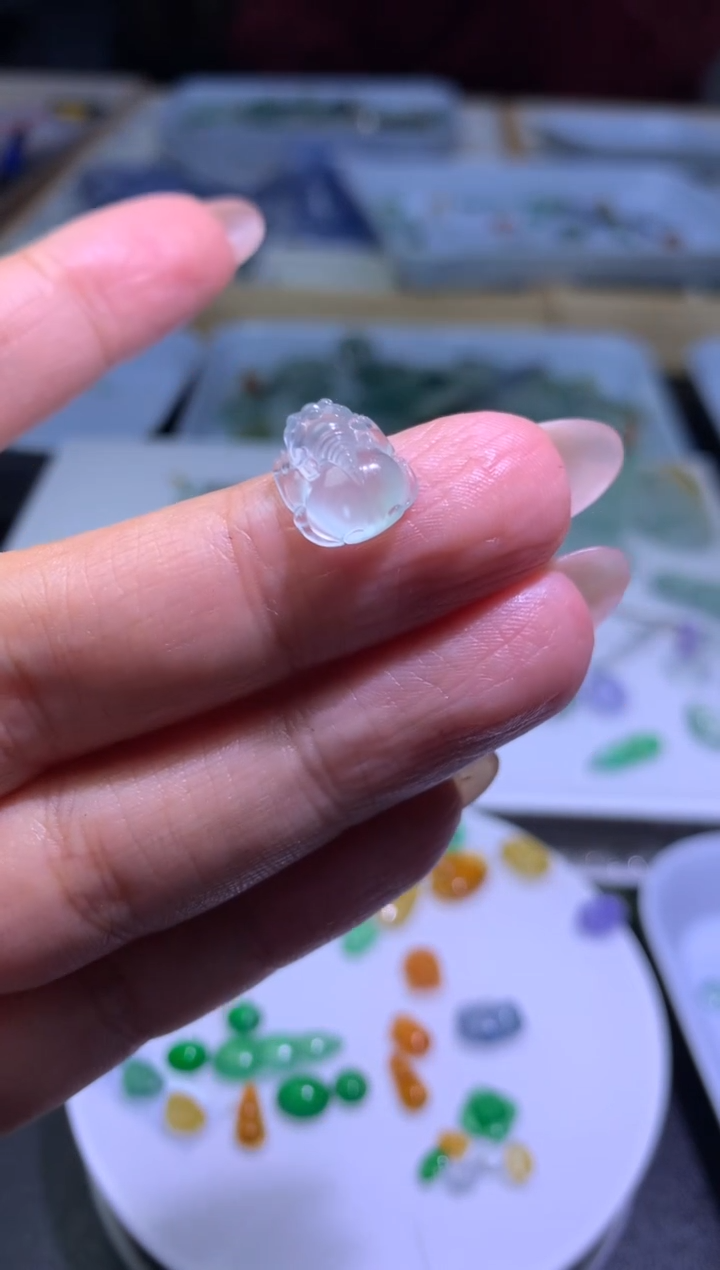 【闪购商品】定制翡翠未镶嵌毛货