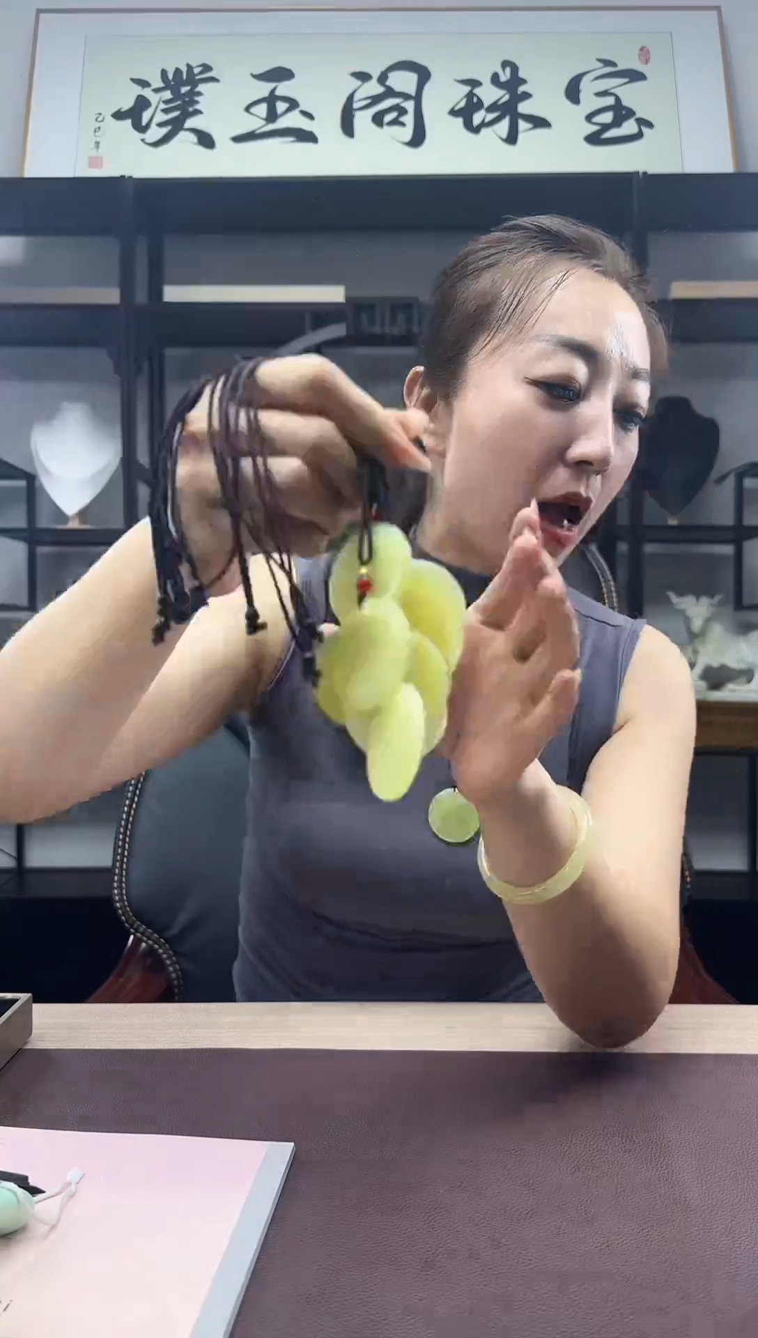 蛇纹石玉未镶嵌颈饰无事圆牌多样性发货其中发一件
